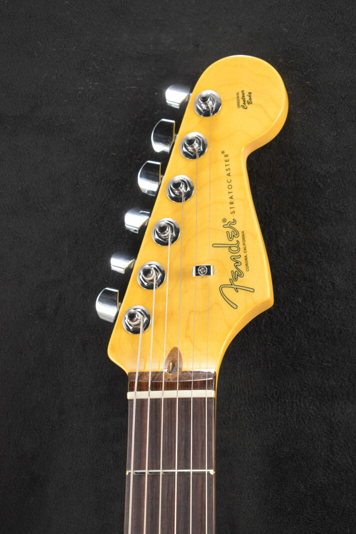 Fender Fender American Professional II Stratocaster Thinline Transparent Daphne Blue Rosewood Fingerboard Fender Fender American Professional II Stratocaster Thinline Transparent Daphne Blue Rosewood Fingerboard