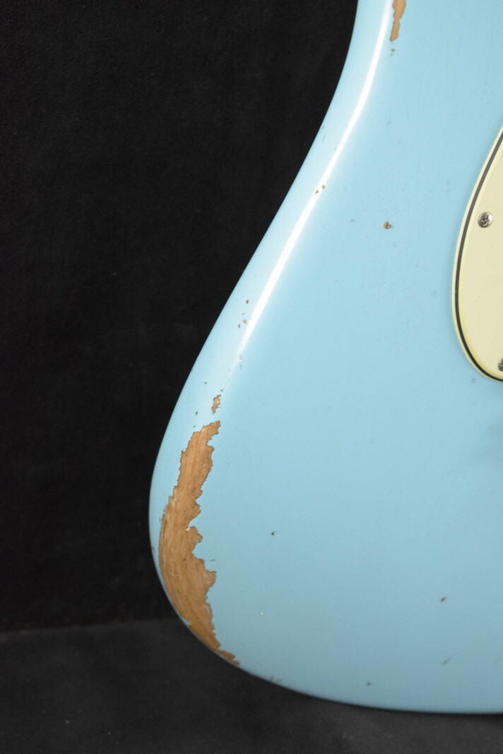 Fender Fender Custom Shop '62 Strat Relic with Closet Classic Hardware - Faded Aged Daphne Blue