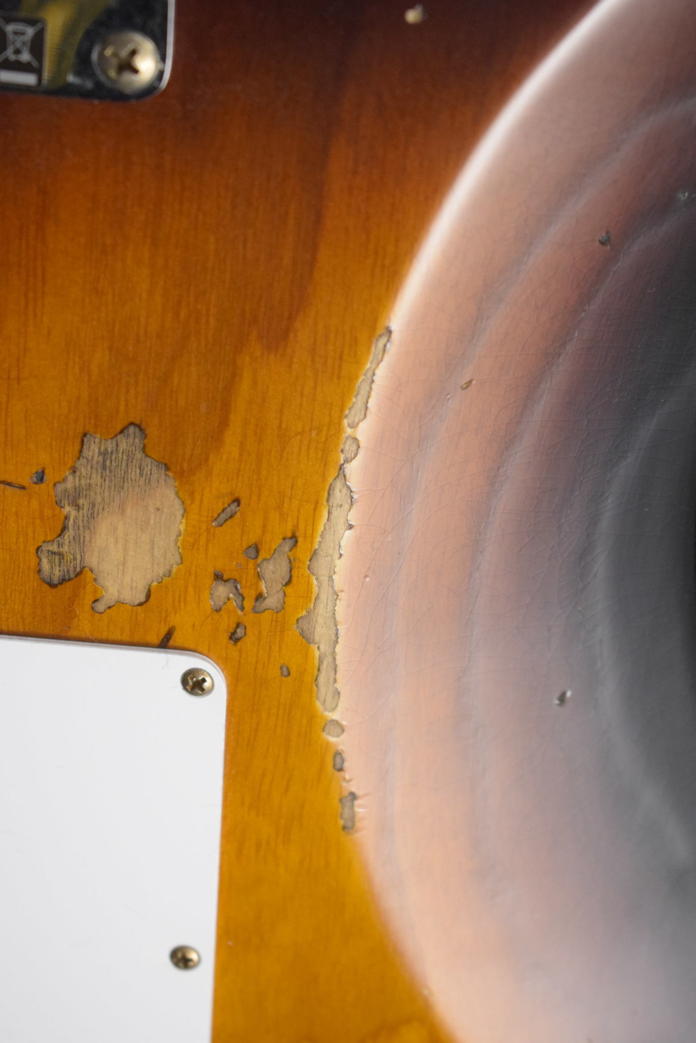 Fender Fender Limited Edition 70th Anniversary 1954 Stratocaster Relic Wide-Fade 2-Color Sunburst