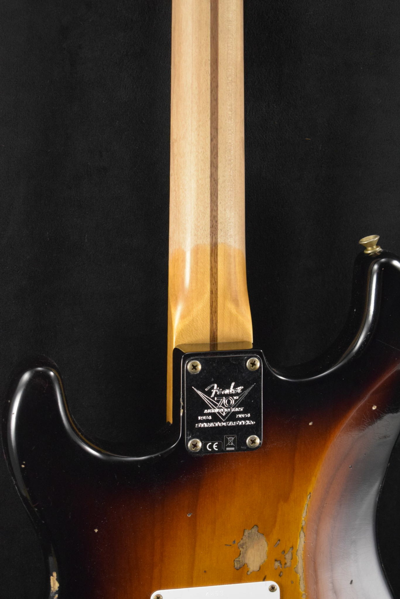 Fender Fender Limited Edition 70th Anniversary 1954 Stratocaster Relic Wide-Fade 2-Color Sunburst