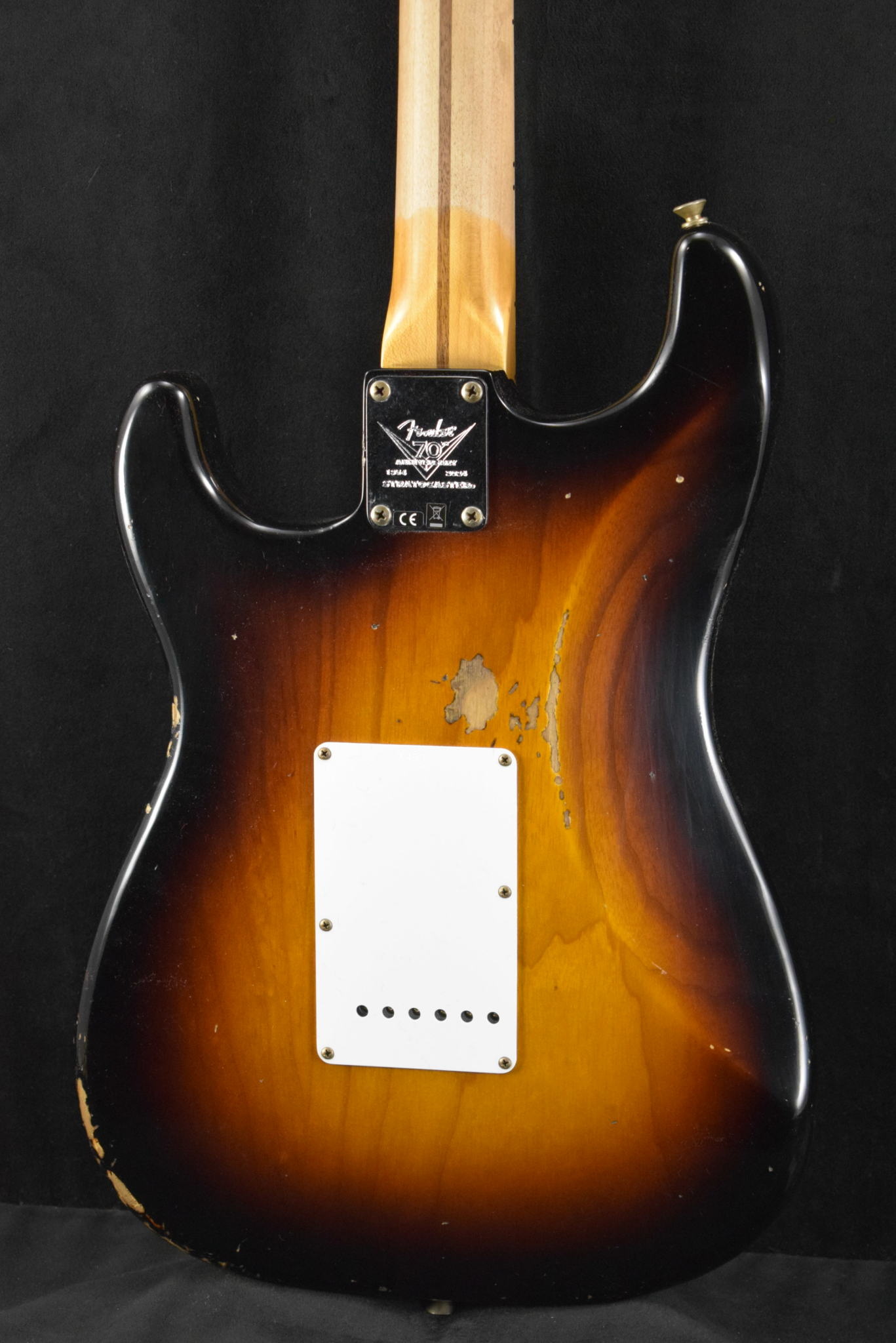 Fender Fender Limited Edition 70th Anniversary 1954 Stratocaster Relic Wide-Fade 2-Color Sunburst