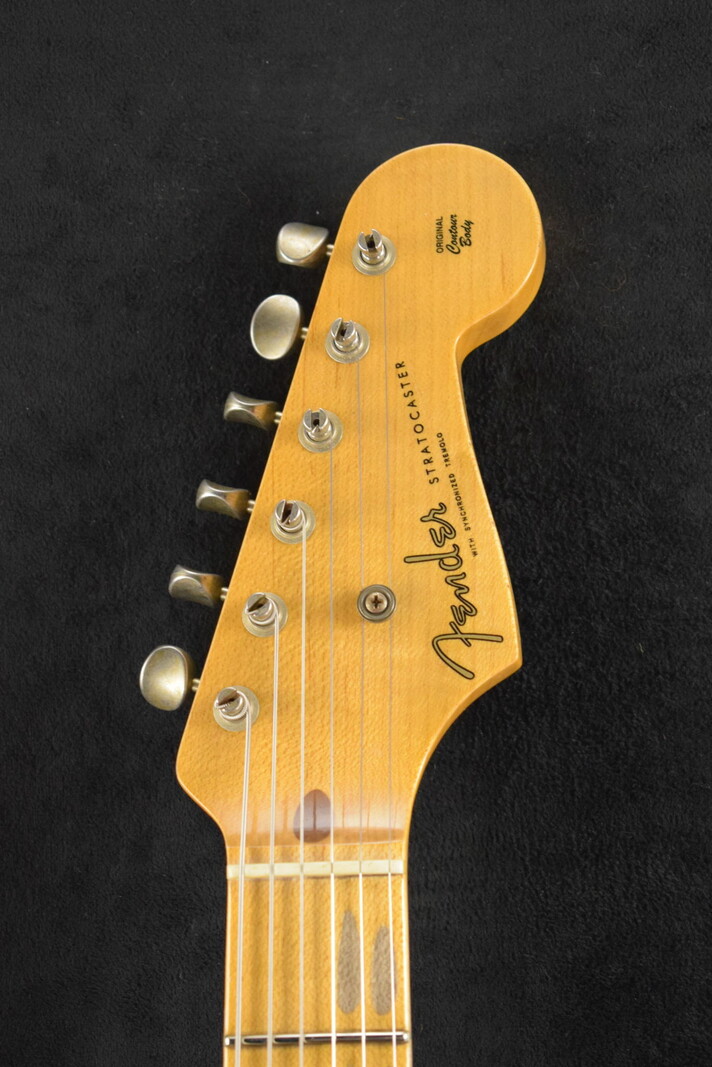 Fender Fender Limited Edition 70th Anniversary 1954 Stratocaster Journeyman Relic Wide-Fade 2-Color Sunburst