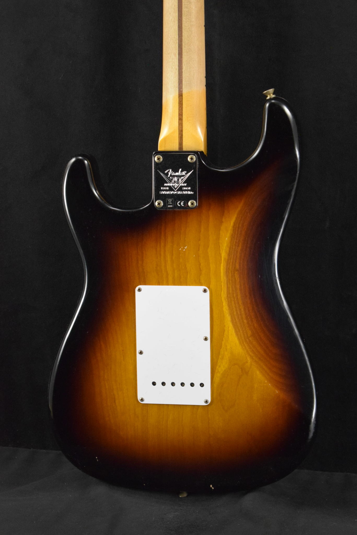 Fender Fender Limited Edition 70th Anniversary 1954 Stratocaster Journeyman Relic Wide-Fade 2-Color Sunburst