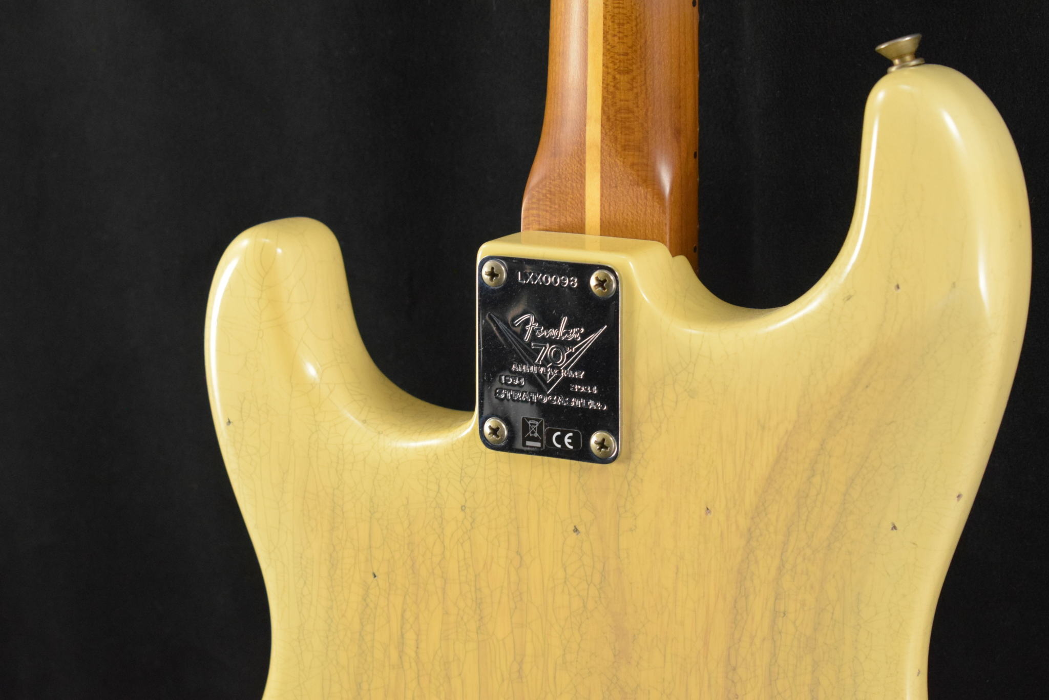 Fender Fender Limited Edition 1954 Roasted Stratocaster Journeyman Relic Natural Blonde 1-Piece Roasted Quartersawn Maple Fingerboard
