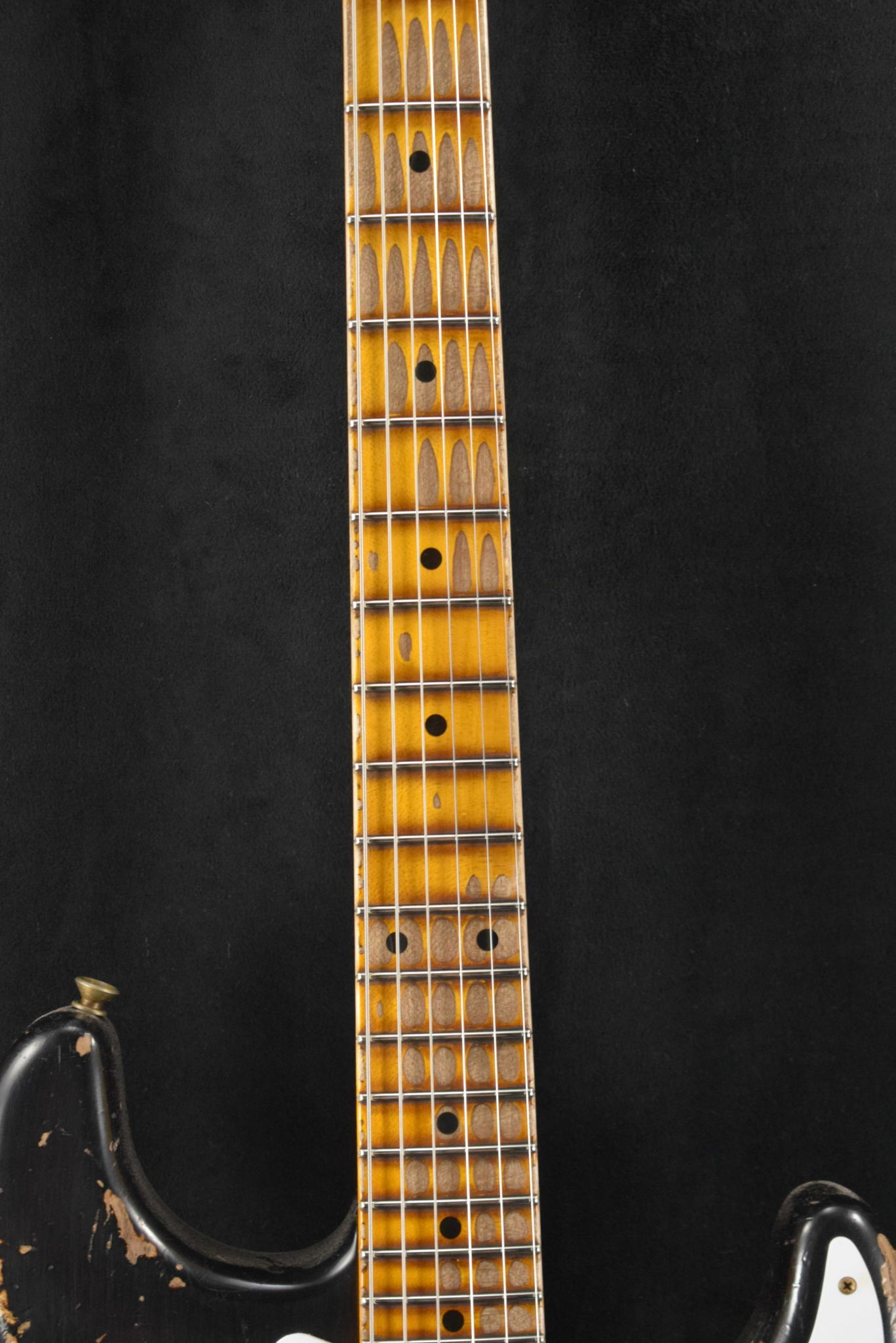 Fender Fender Limited Edition 70th Anniversary 1954 Stratocaster Super Heavy Relic Wide-Fade 2-Color Sunburst