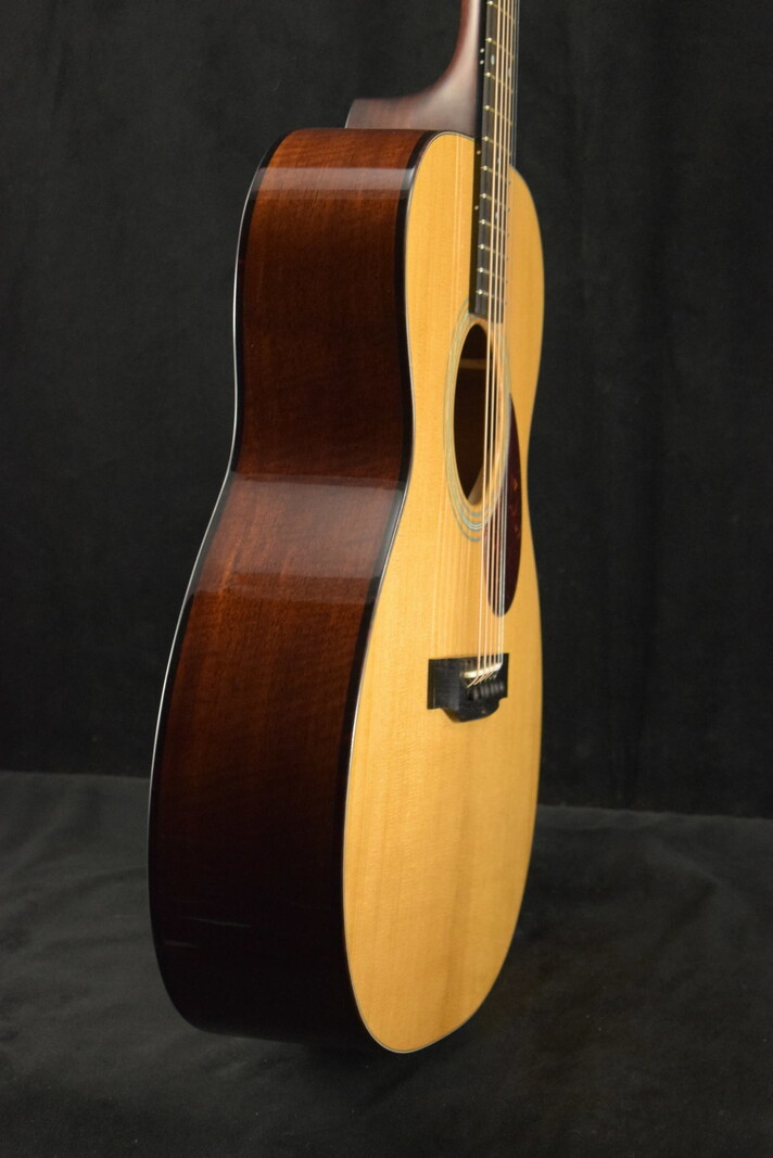 Eastman Eastman E10OM-TC Thermo Cured Adirondack Spruce Top Orchestra Model Natural Truetone Gloss