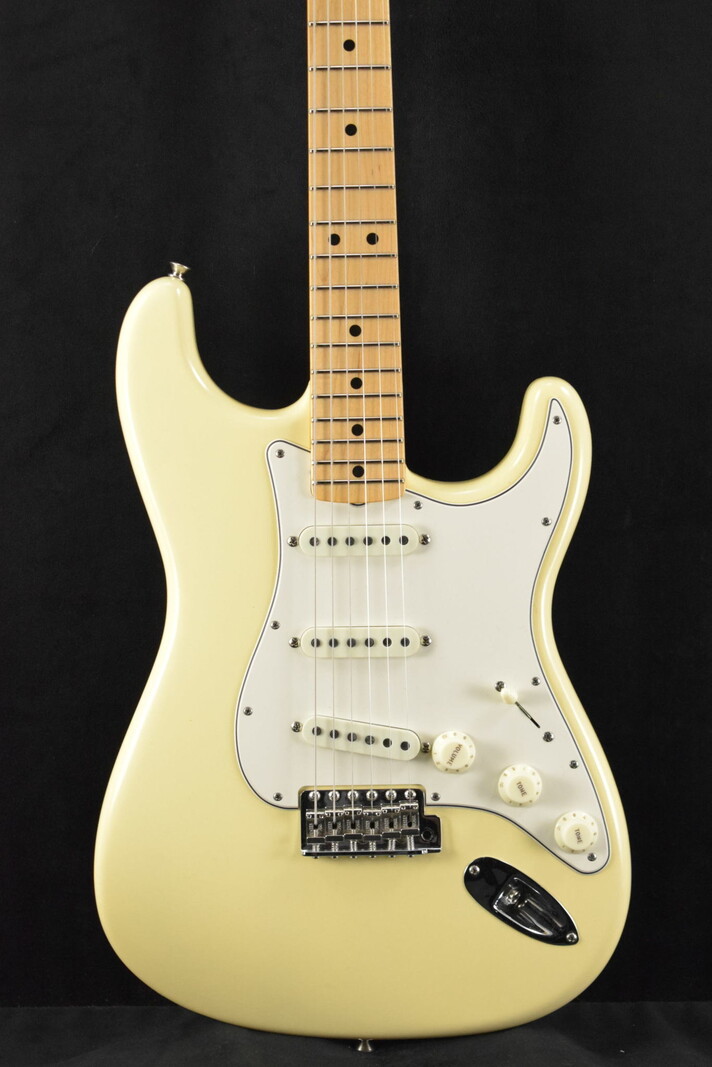 Fender Fender Custom Shop '68 Stratocaster DLX Closet Classic - Aged Vintage White