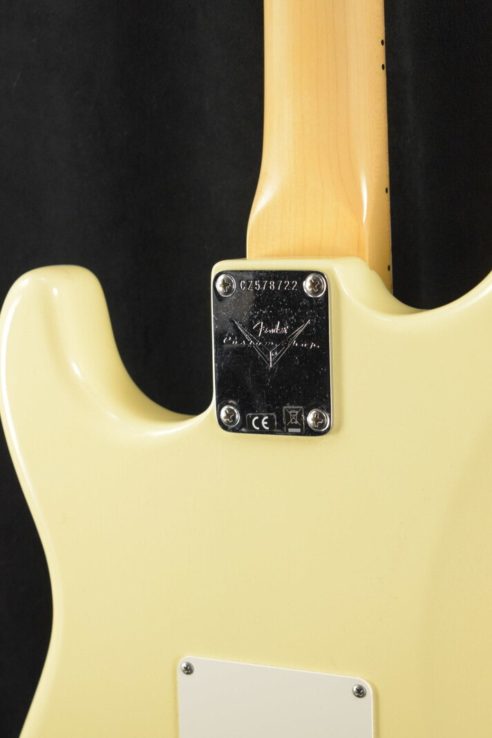 Fender Fender Custom Shop '68 Stratocaster DLX Closet Classic - Aged Vintage White