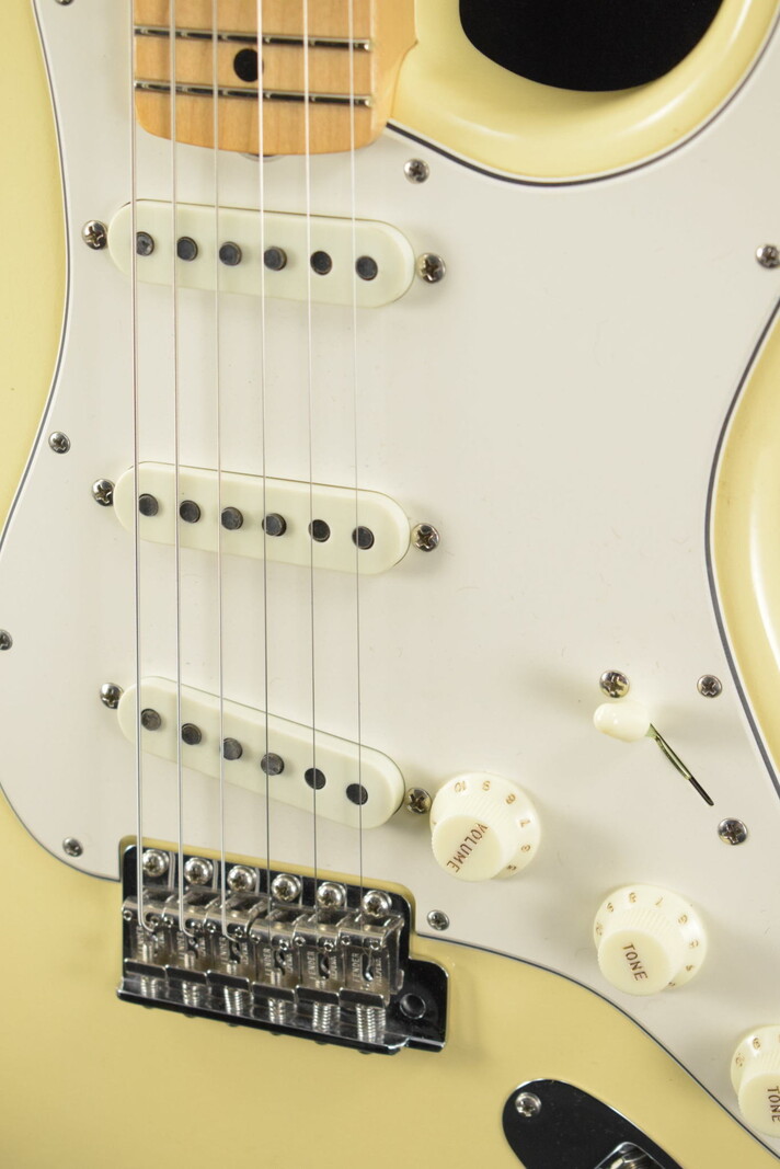Fender Fender Custom Shop '68 Stratocaster DLX Closet Classic - Aged Vintage White