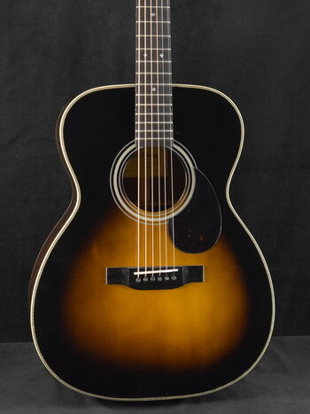 Eastman Eastman E20OM-TC-SB Orchestra Model Thermo-Cured Adirondack Spruce Top Sunburst Truetone Gloss