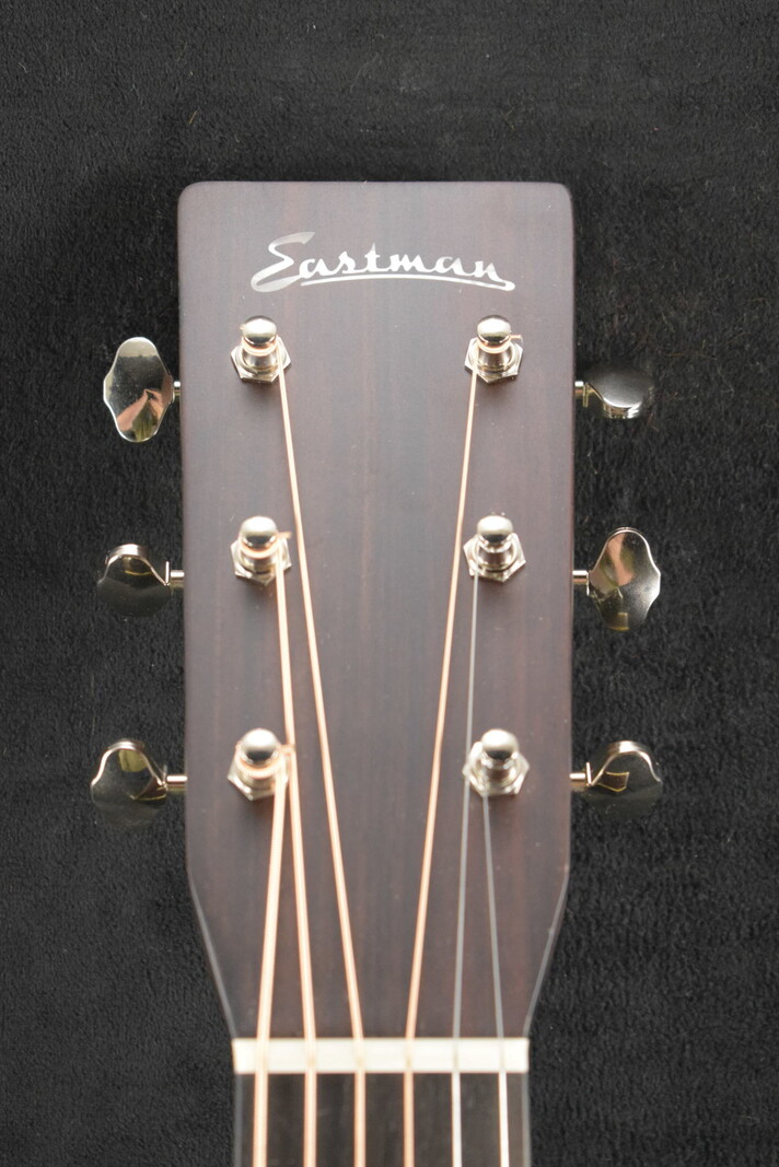 Eastman Eastman E20OM-TC-SB Orchestra Model Thermo-Cured Adirondack Spruce Top Sunburst Truetone Gloss