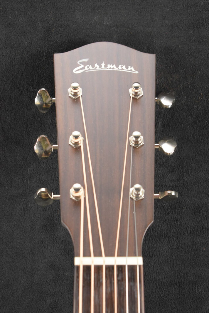 Eastman Eastman E20OOSS-TC OO-Style Concert Sloped Shoulder Thermo Cured Top Sunburst Truetone Gloss