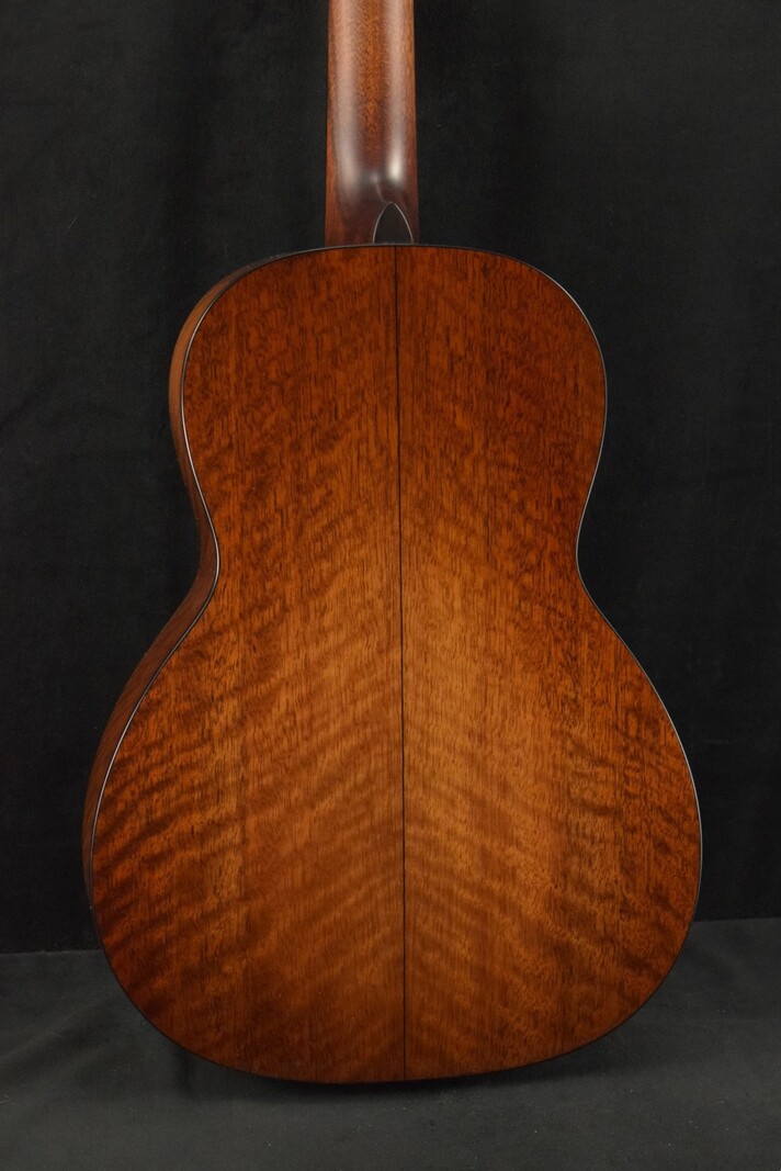 Eastman Eastman E10OO-TC OO-Style Concert Thermo Cured Adirondack Spruce Top Natural Truetone Gloss