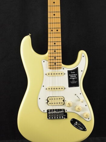 Fender Fender Player II Stratocaster HSS Hialeah Yellow Maple Fingerboard