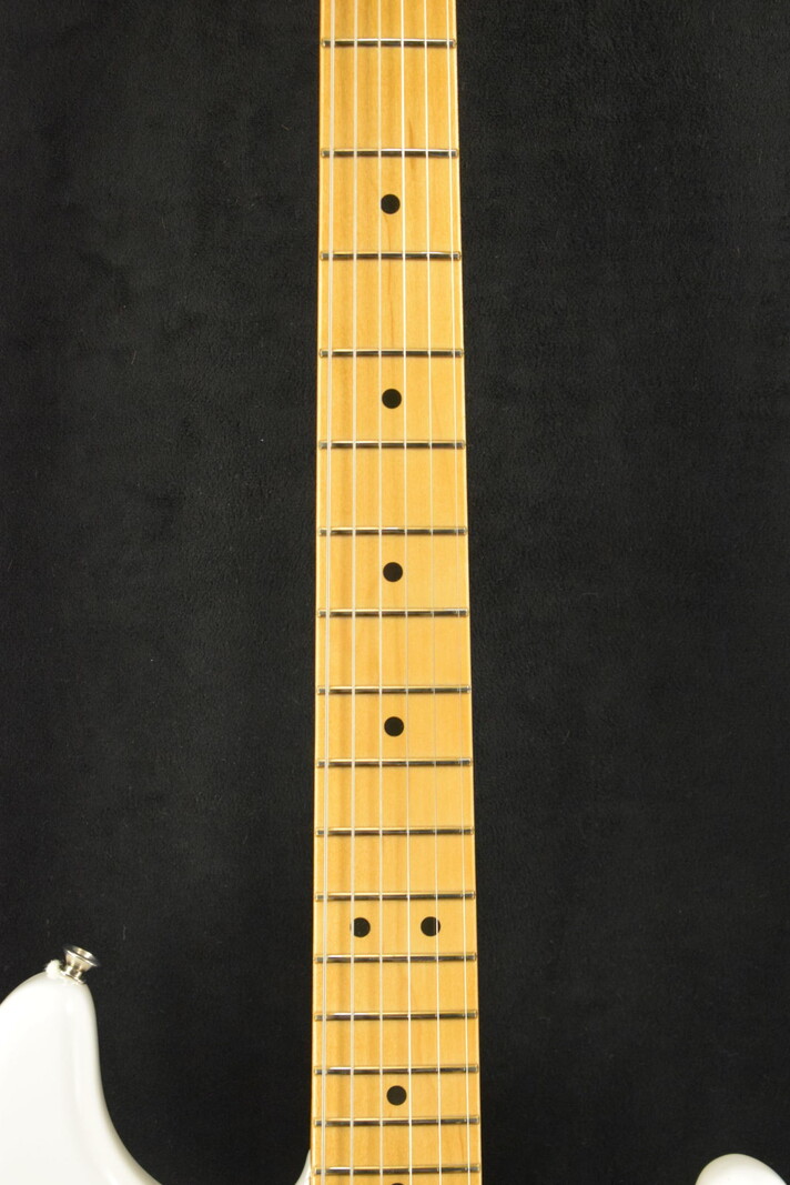 Fender Fender Player II Stratocaster Polar White Maple Fingerboard