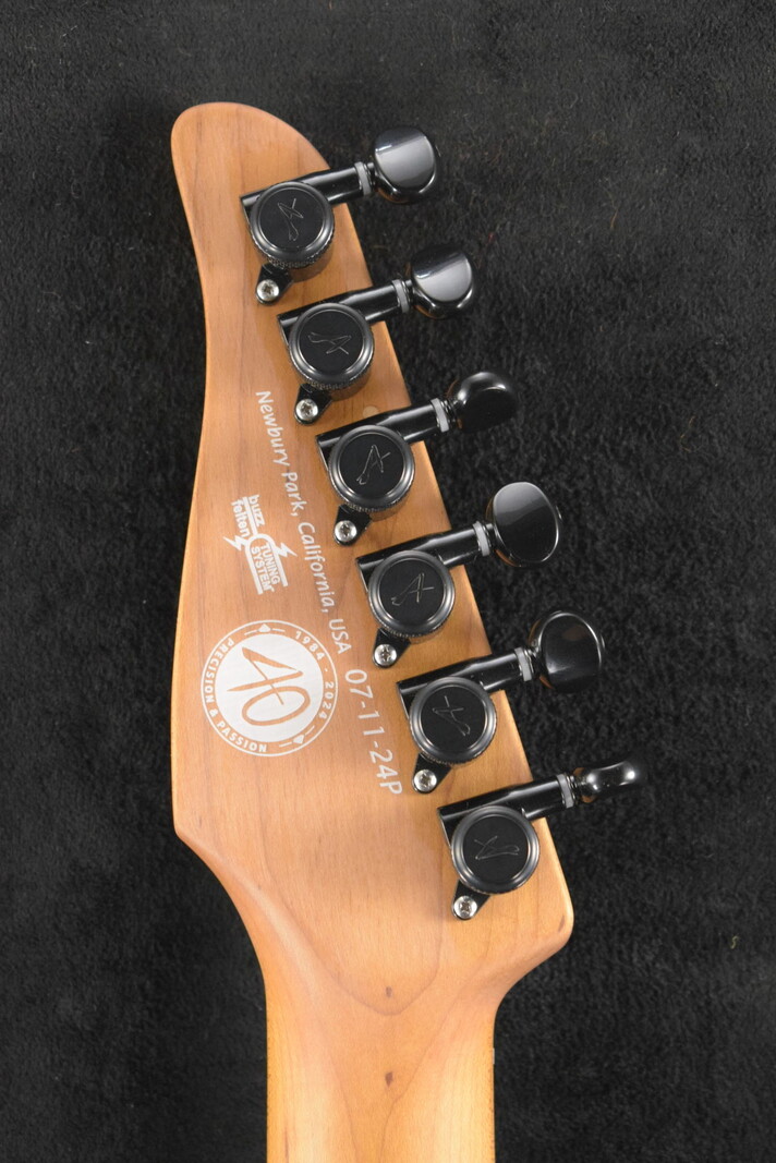 Tom Anderson Tom Anderson Angel Player Satin Voodoo Blue to Black Burst