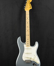 Fender '68 Stratocaster DLX Closet Classic - Aged Blue Ice