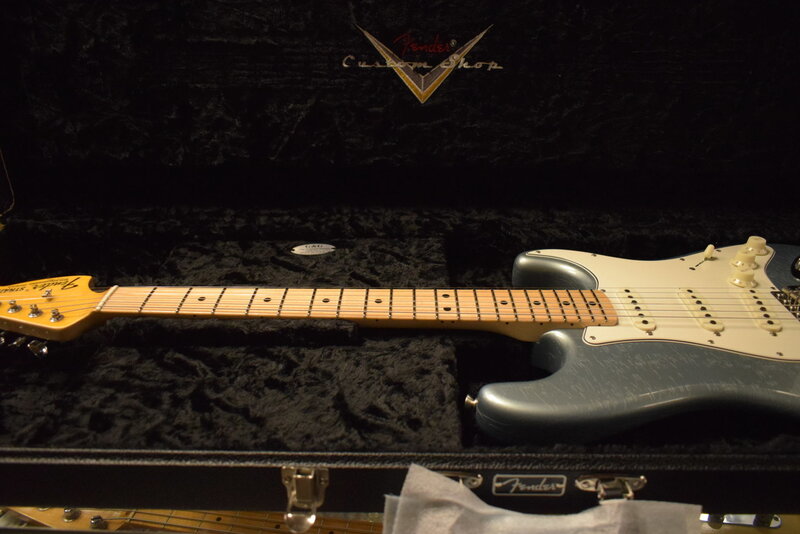 Fender Fender '68 Stratocaster DLX Closet Classic - Aged Blue Ice Metallic