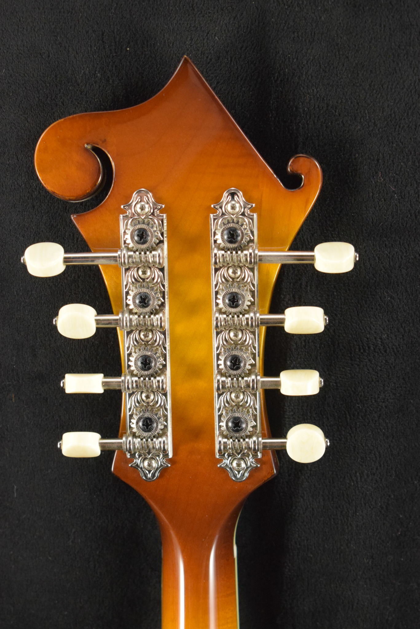 Eastman Eastman MD614-GB F-Style Oval-Hole Electric Mandolin Goldburst