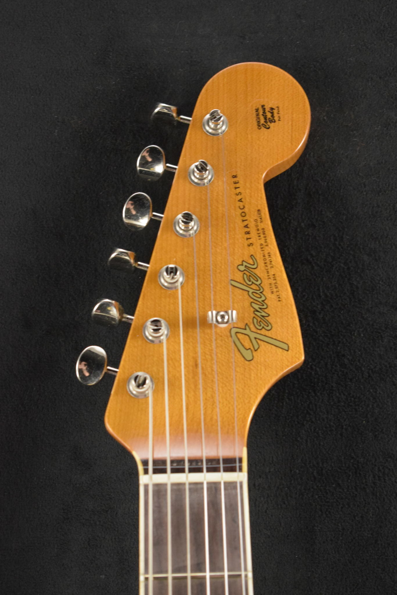 Fender Fender Limited Edition Roasted '65 Strat DLX Closet Classic - Aged Burgundy Mist Metallic