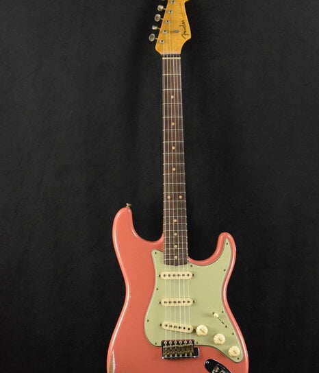 Fender Limited Edition '63 Stratocaster Journeyman Relic