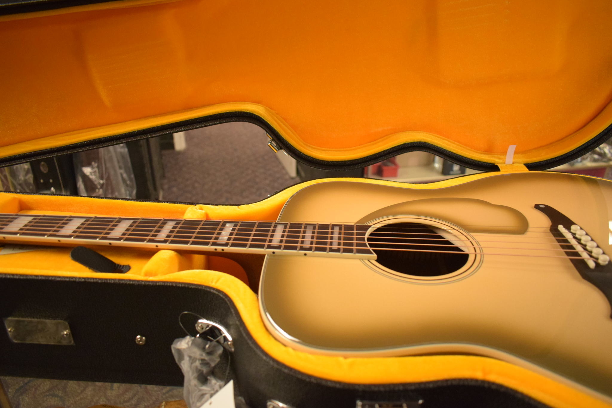 Fender Fender Limited Edition California Vintage Palomino Antigua with Case