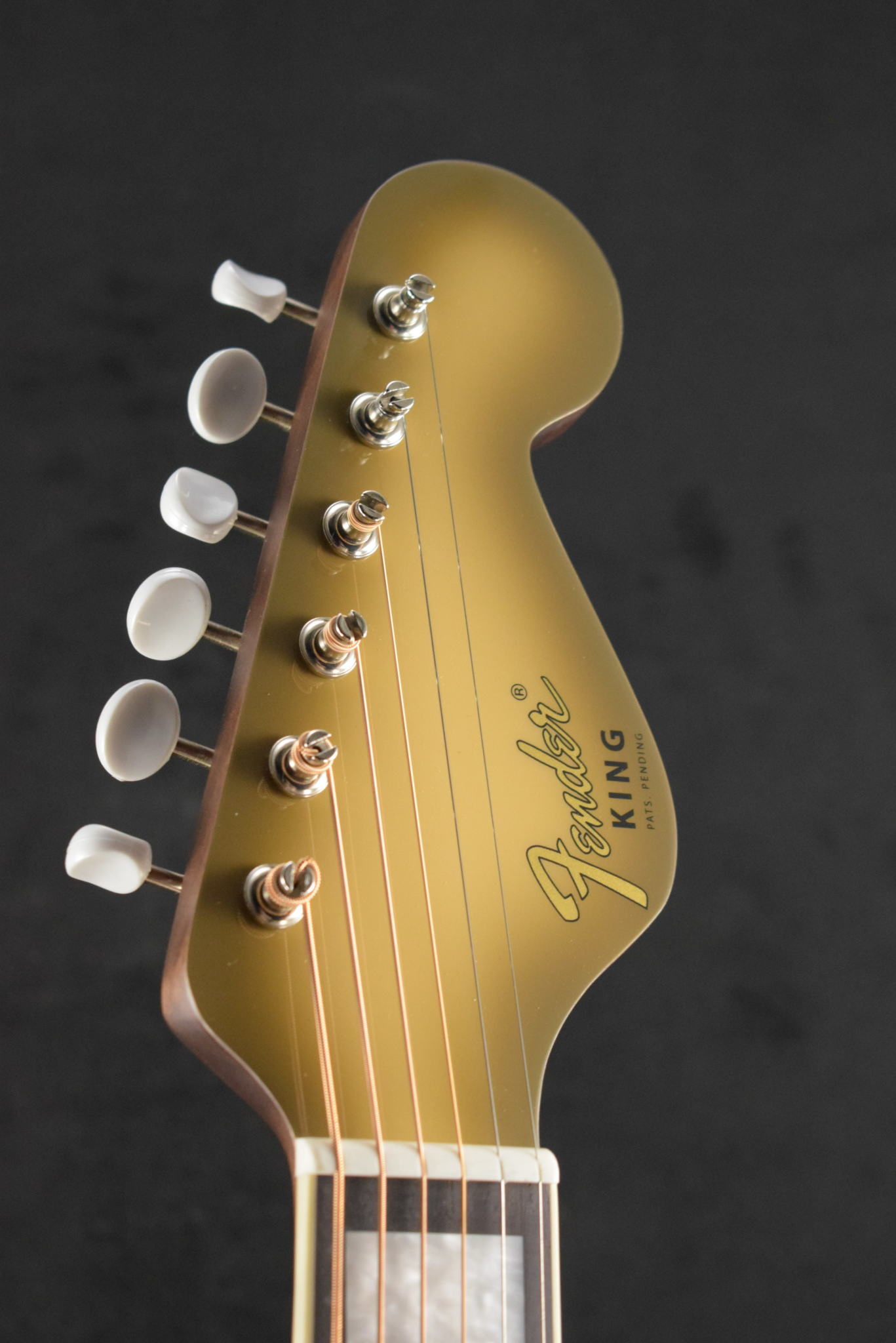 Fender Fender Limited Edition California Vintage King with Case Antigua