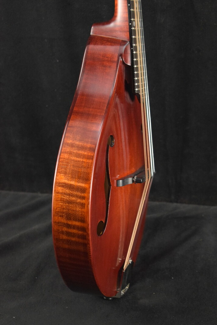 Eastman Eastman MD505CC/TV A-Style F-Hole Contoured Comfort Mandolin Classic Vintage Gloss