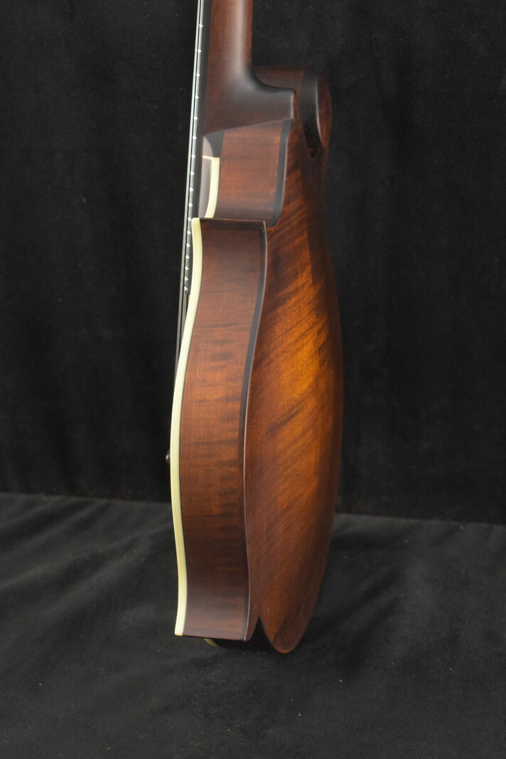 Eastman Eastman MD314 F-Style Oval-Hole Mandolin Classic Satin Finish