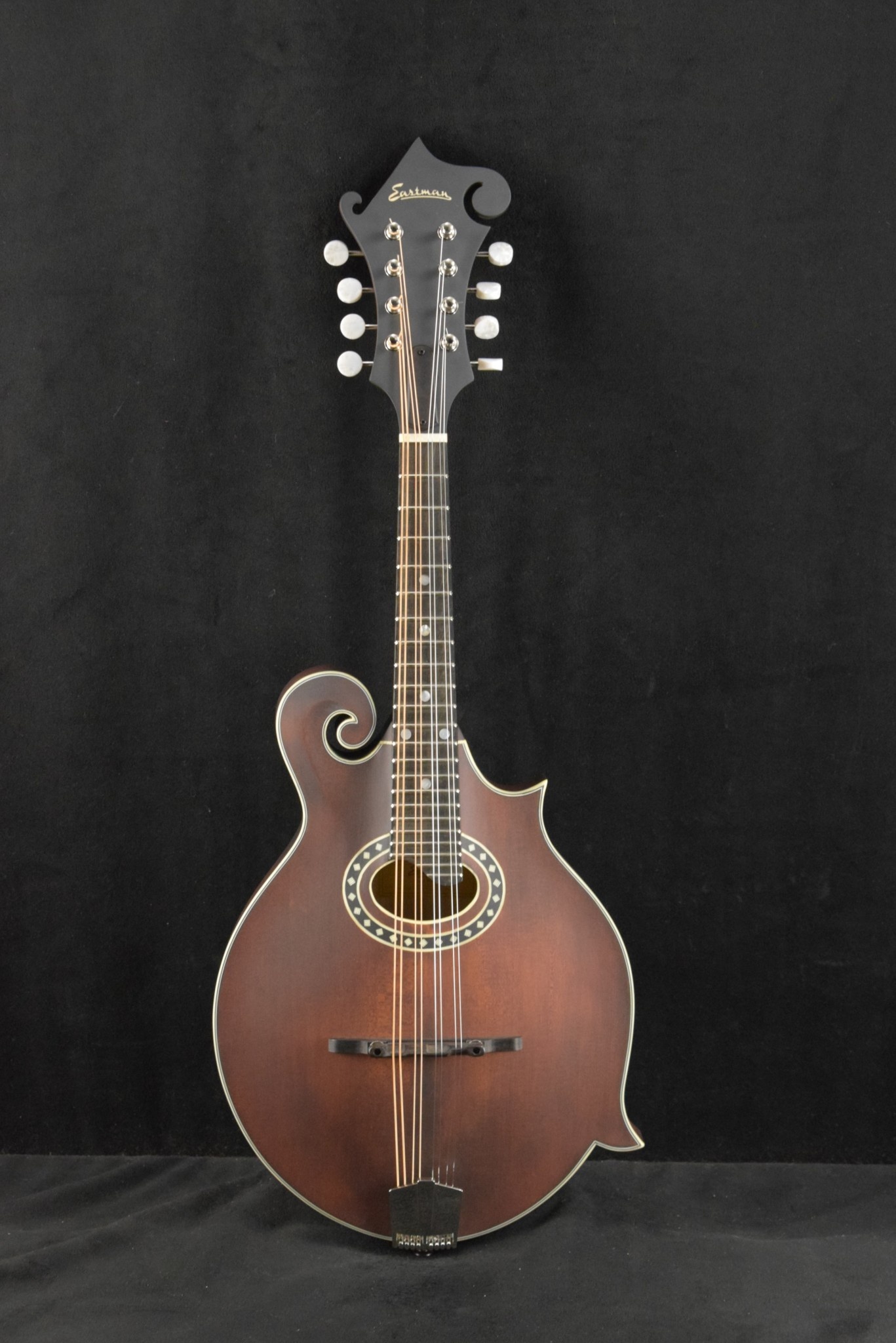 Eastman Eastman MD314 F-Style Oval-Hole Mandolin Classic Satin Finish
