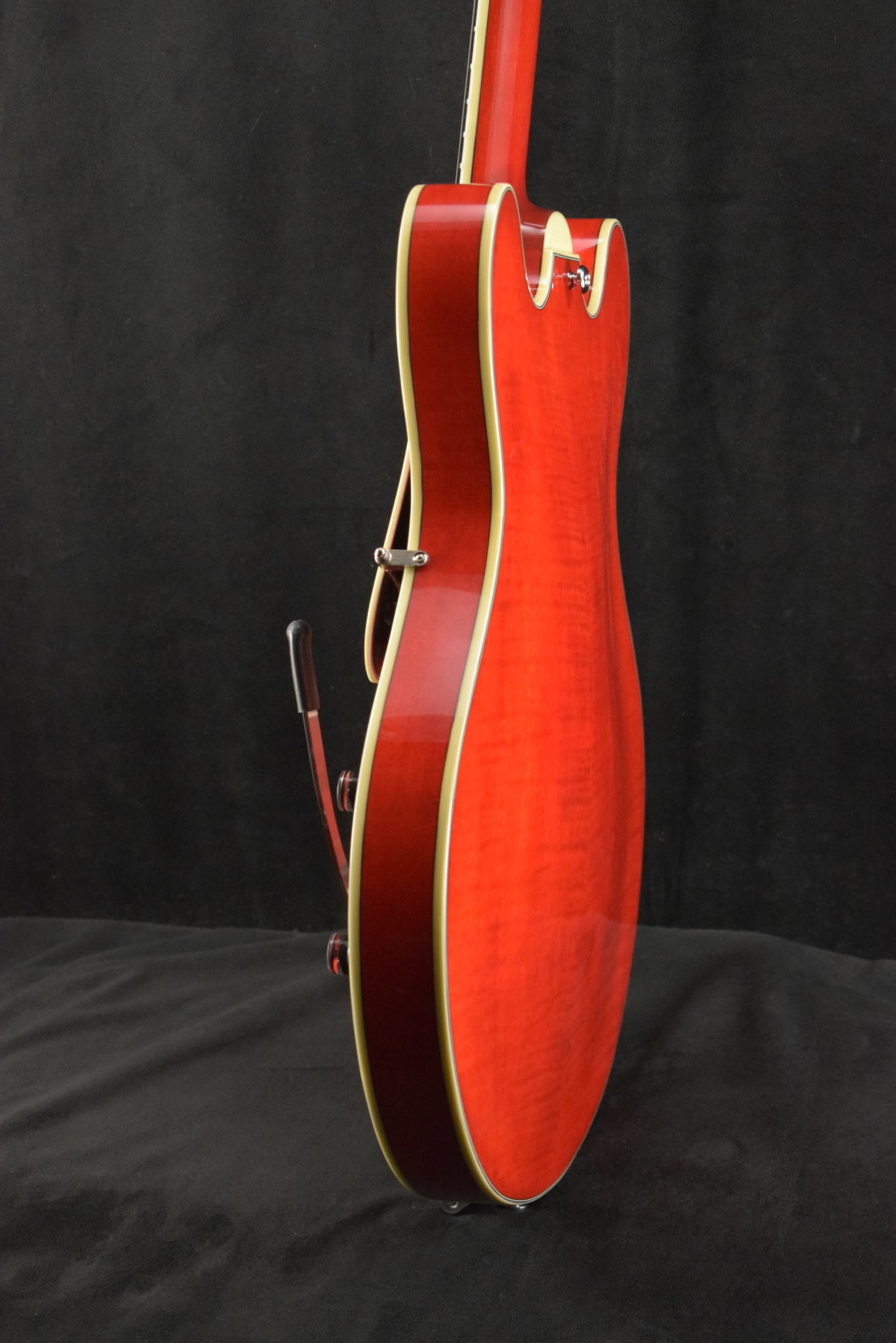 Eastman Eastman T486B-RD Thinline Bigsby Red Truetone Gloss