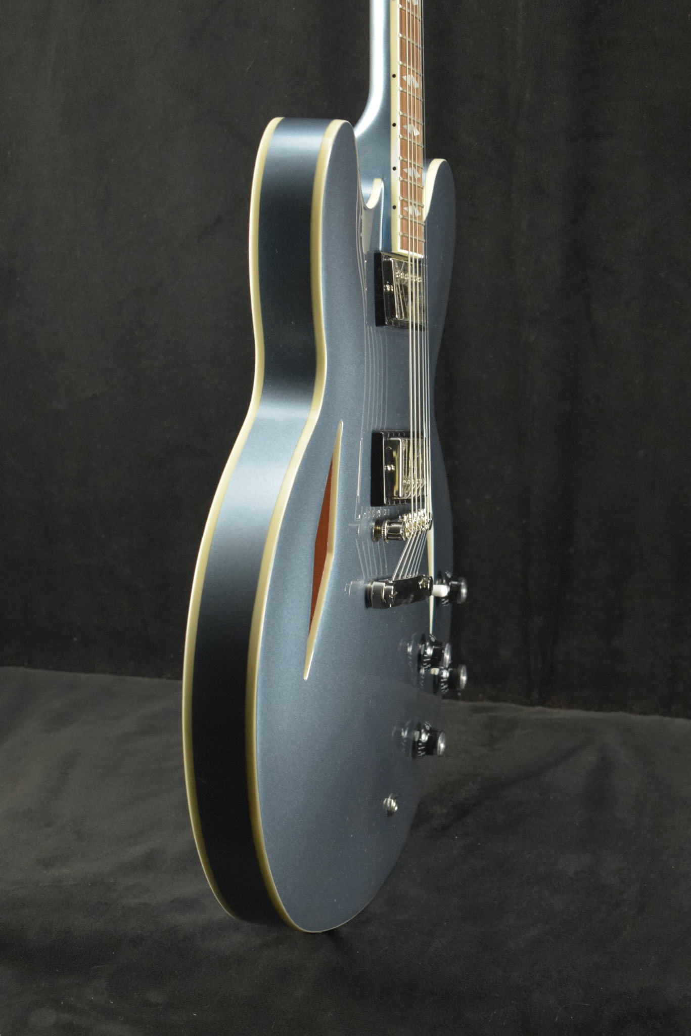 美品　Epiphone Dave Grohl DG-335 PelhamBlue Epiphone Dave Grohl DG-335 - pelham blue Semi-hollow