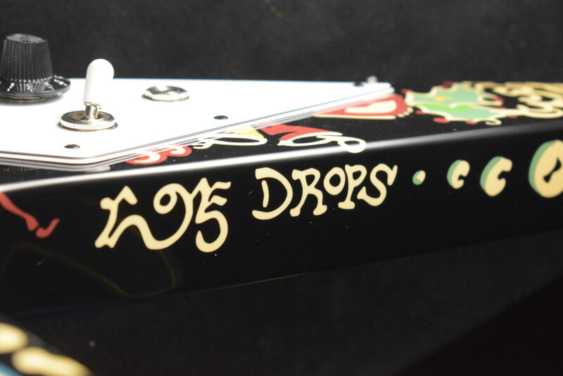 Epiphone Epiphone (Inspired by Gibson Custom) Jimi Hendrix™ "Love Drops" Flying V Ebony