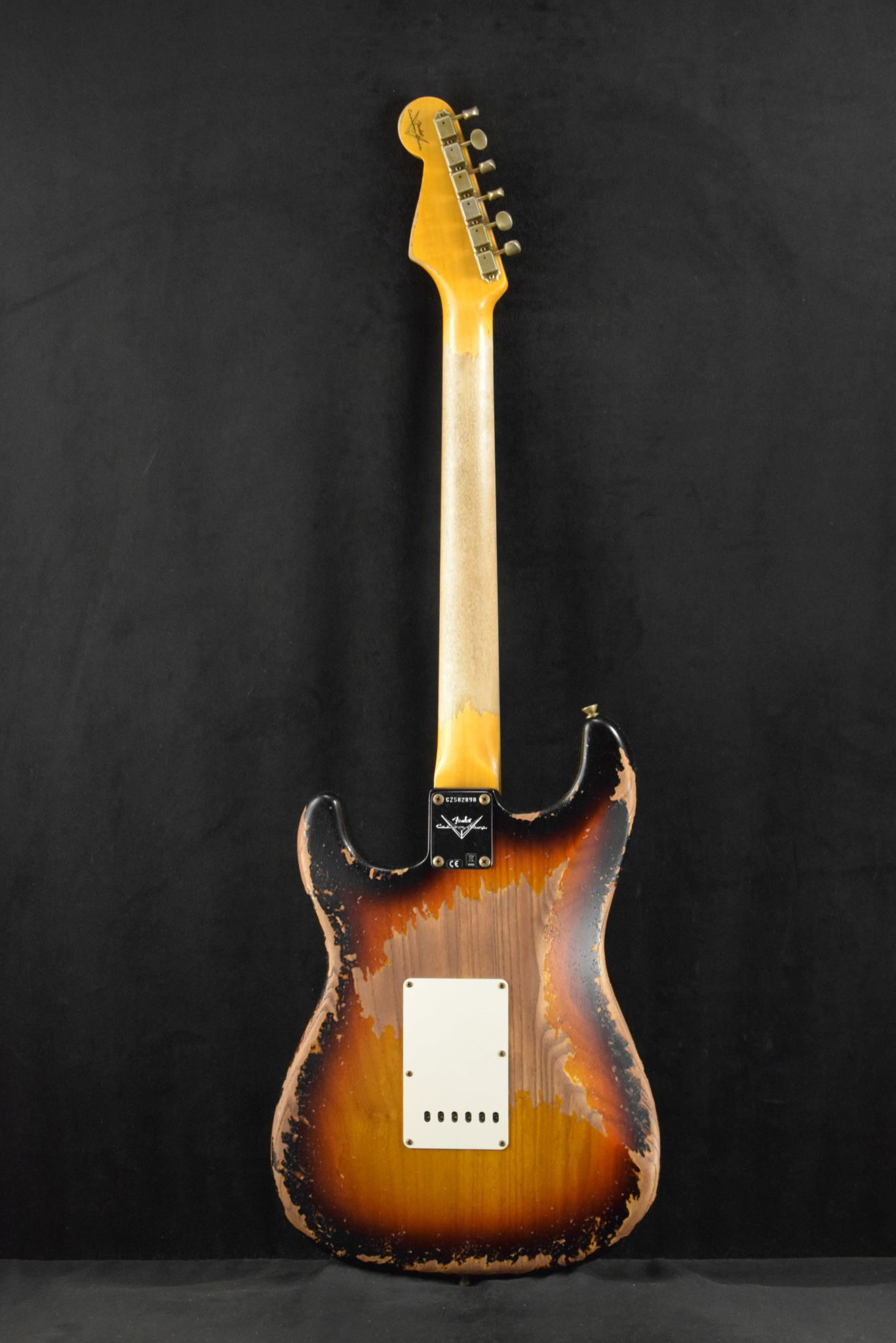 Fender Fender 1963 Stratocaster Super Heavy Relic Super Faded Aged 3-Color Sunburst 3A Rosewood Fingerboard