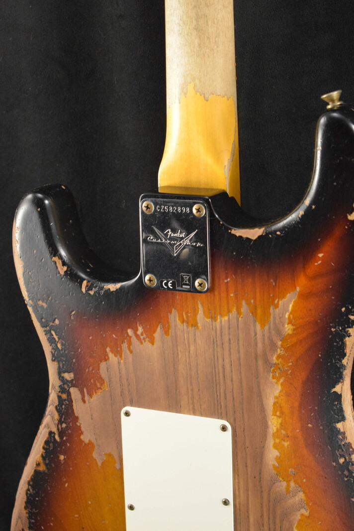Fender Fender 1963 Stratocaster Super Heavy Relic Super Faded Aged 3-Color Sunburst 3A Rosewood Fingerboard