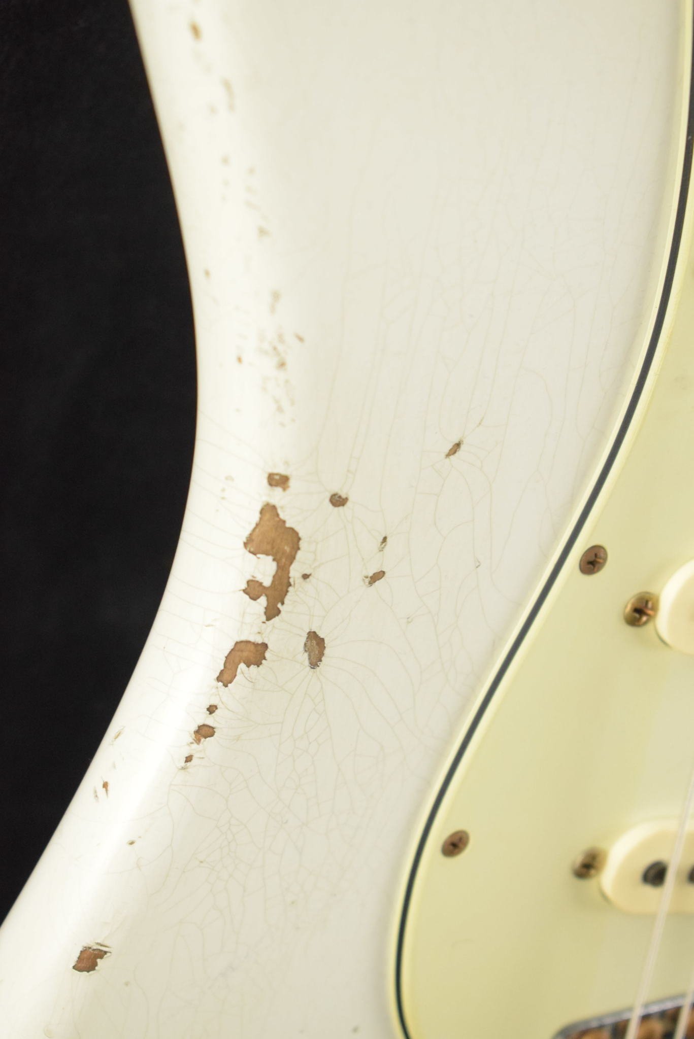 Fender Fender Limited Edition 1964 L-Series Stratocaster Heavy Relic 3A Aged Olympic White