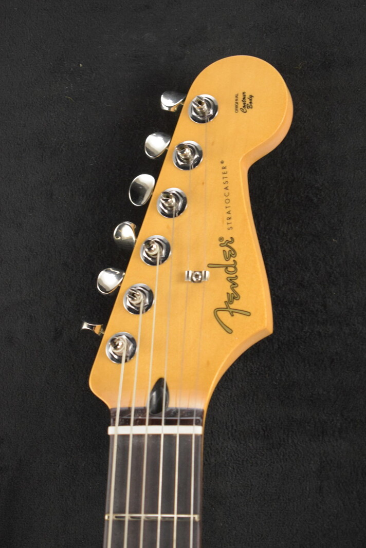 Fender Fender Player II Stratocaster 3-Color Sunburst Rosewood Fingerboard