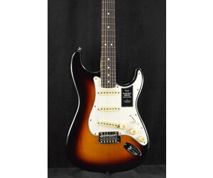 Fender Player Stratocaster®+thr10ii Fender Player II Stratocaster 3-Color Sunburst Rosewood