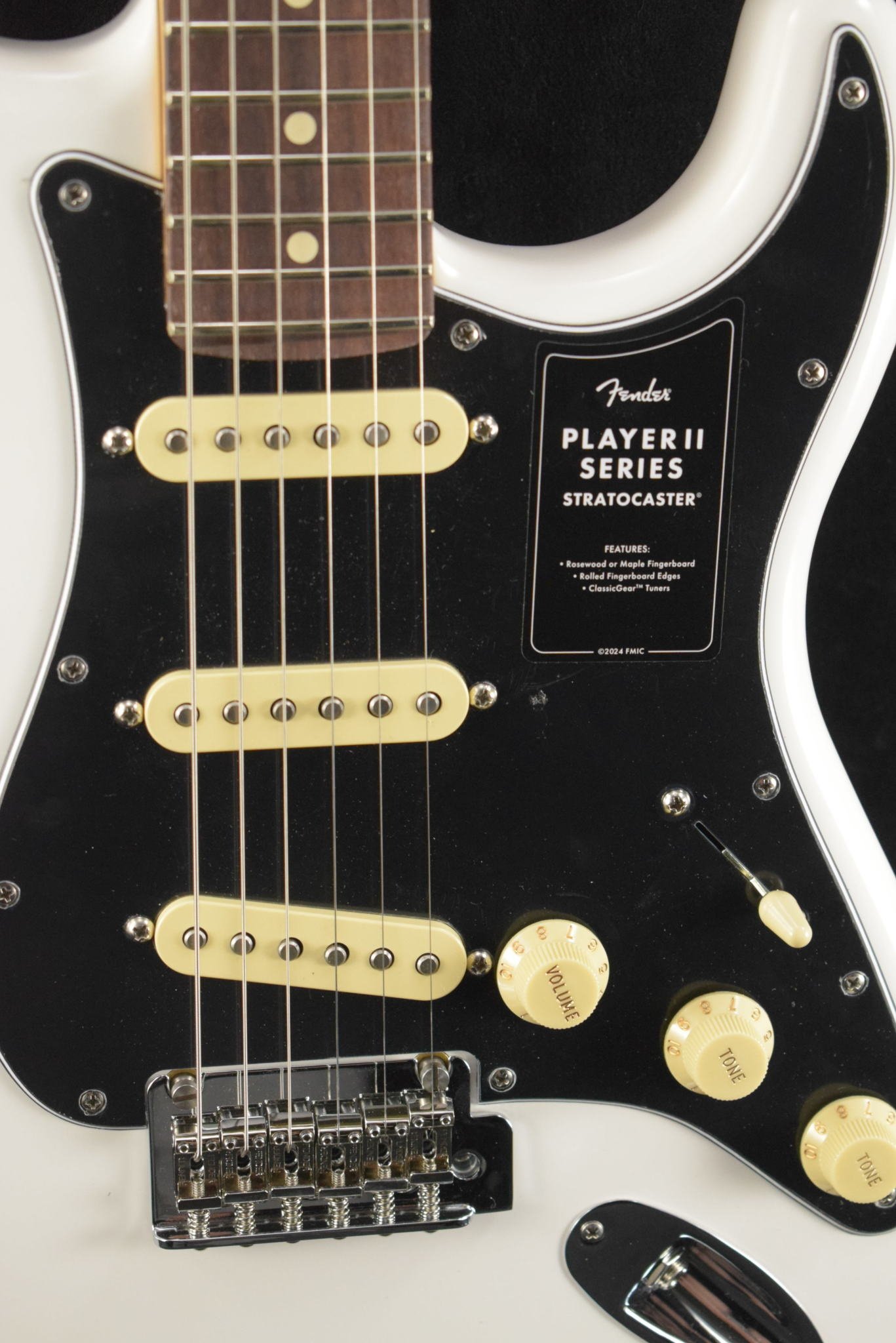 Fender Fender Player II Stratocaster Polar White Rosewood Fingerboard