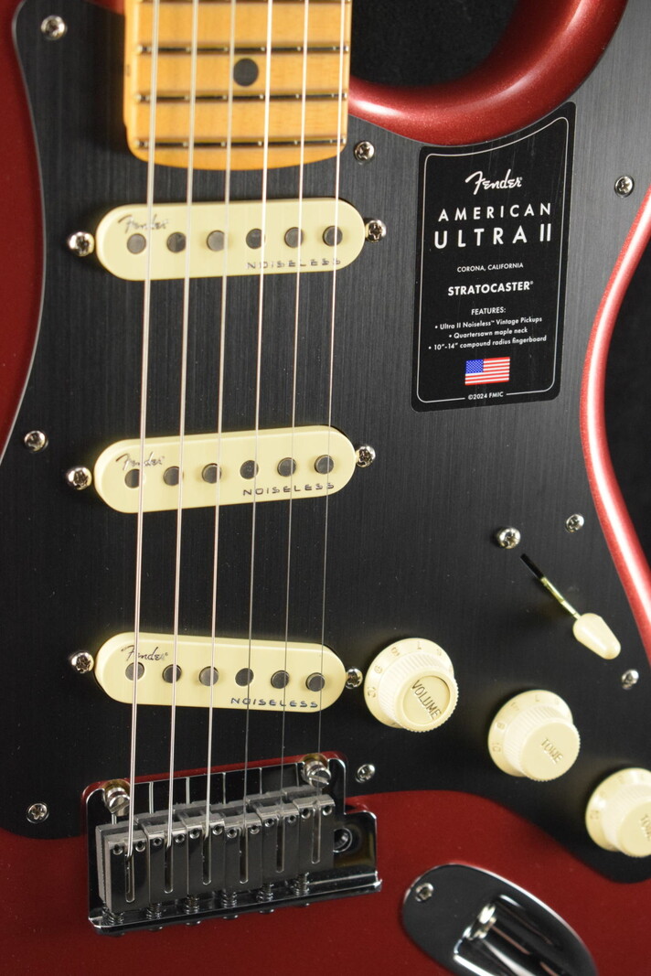 Fender Fender American Ultra II Stratocaster Sinister Red Maple Fingerboard