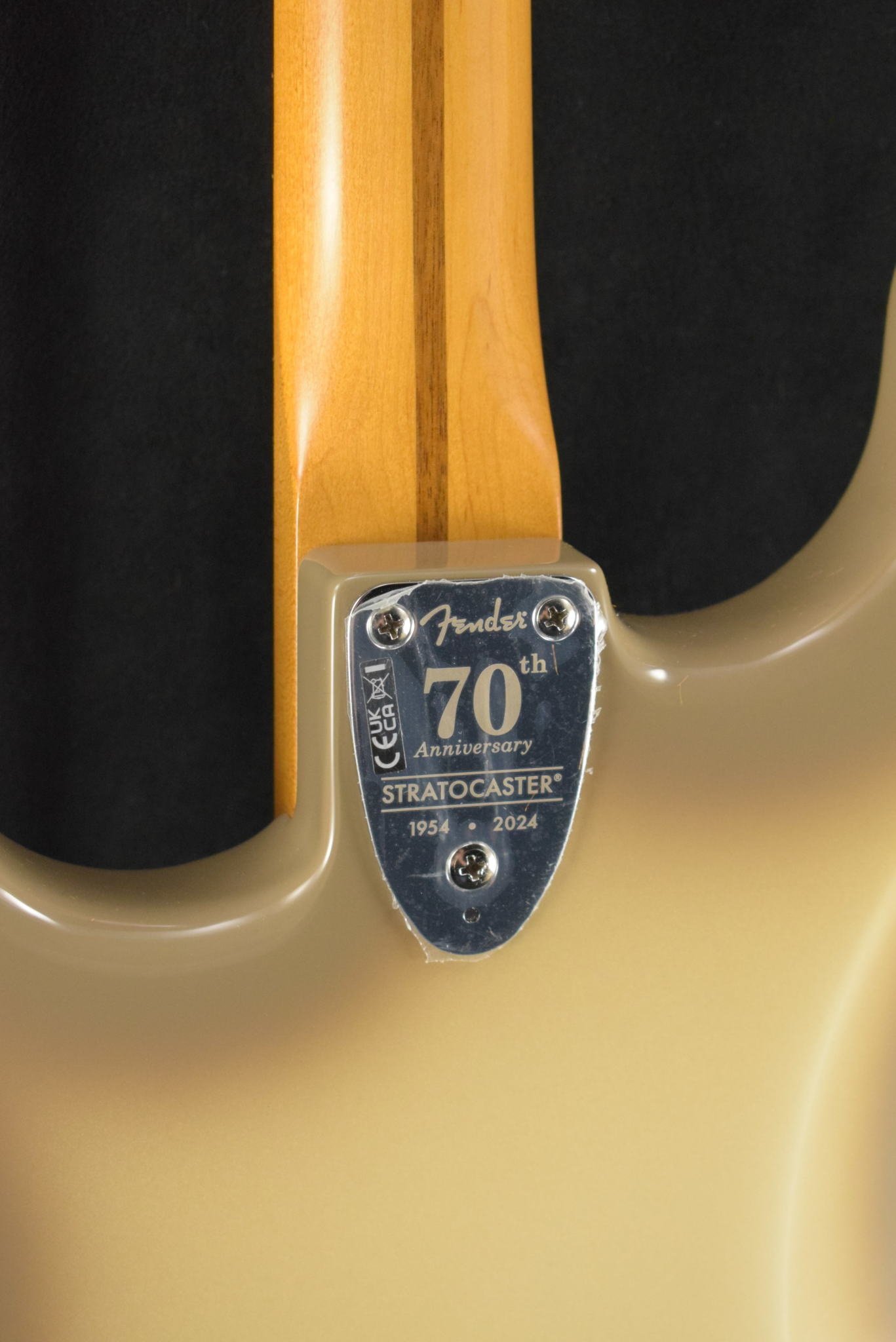 Fender Fender 70th Anniversary Antigua Stratocaster Antigua Rosewood Fingerboard