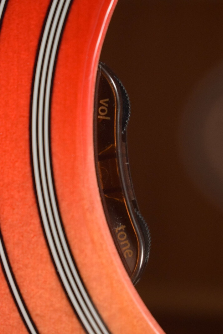 Gibson Gibson Hummingbird Standard VCS Vintage Cherry Sunburst