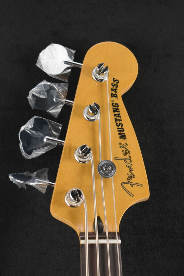 Fender Player II Mustang Bass PJ Hialeah Yellow Rosewood Fingerboard