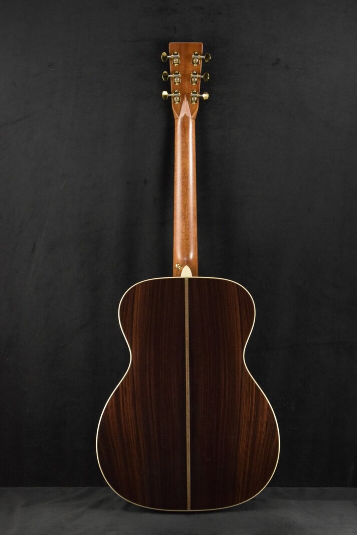 Martin Martin 000-28E Modern Deluxe Fishman Aura VT Blend