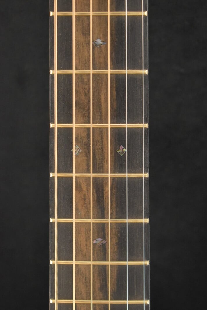 Martin Martin 000-28E Modern Deluxe Fishman Aura VT Blend