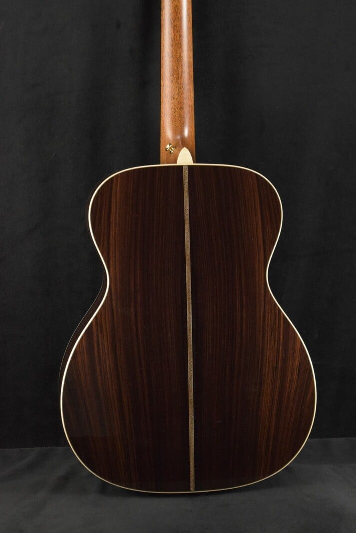 Martin Martin 000-28E Modern Deluxe Fishman Aura VT Blend
