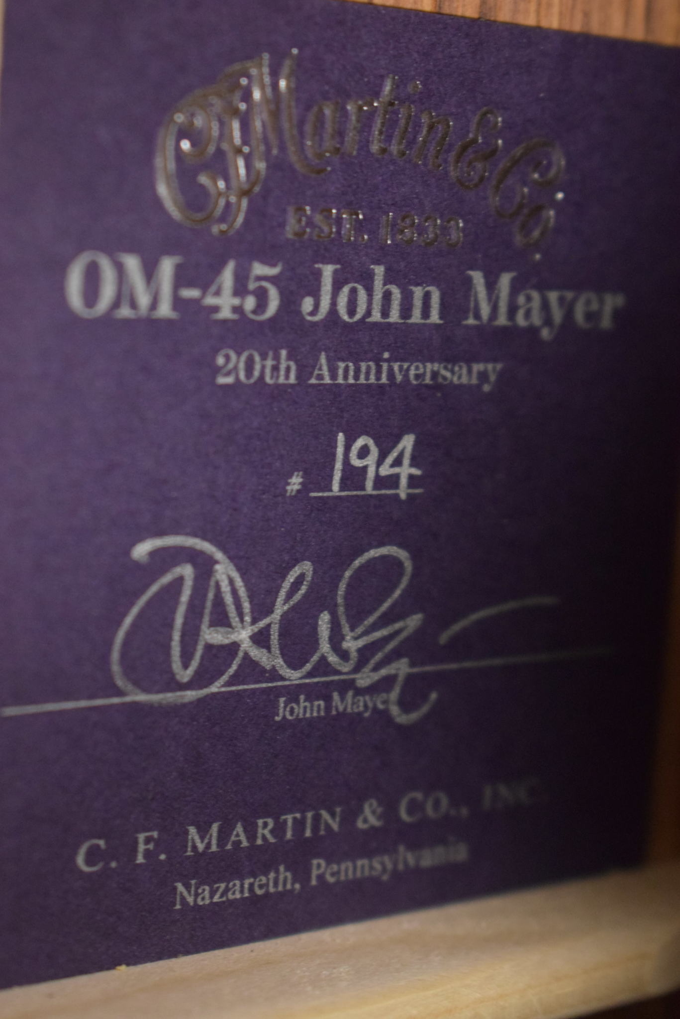 Martin Martin OM-45 John Mayer 20th Anniversary Platinum Gray Burst