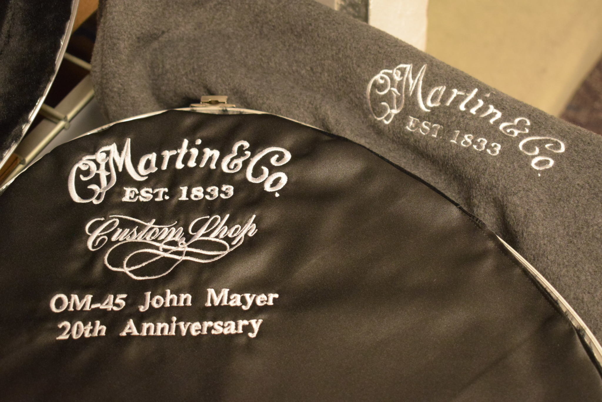 Martin Martin OM-45 John Mayer 20th Anniversary Platinum Gray Burst