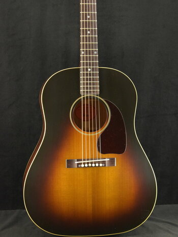Gibson Gibson Custom Shop 1942 Banner J-45 Vintage Sunburst