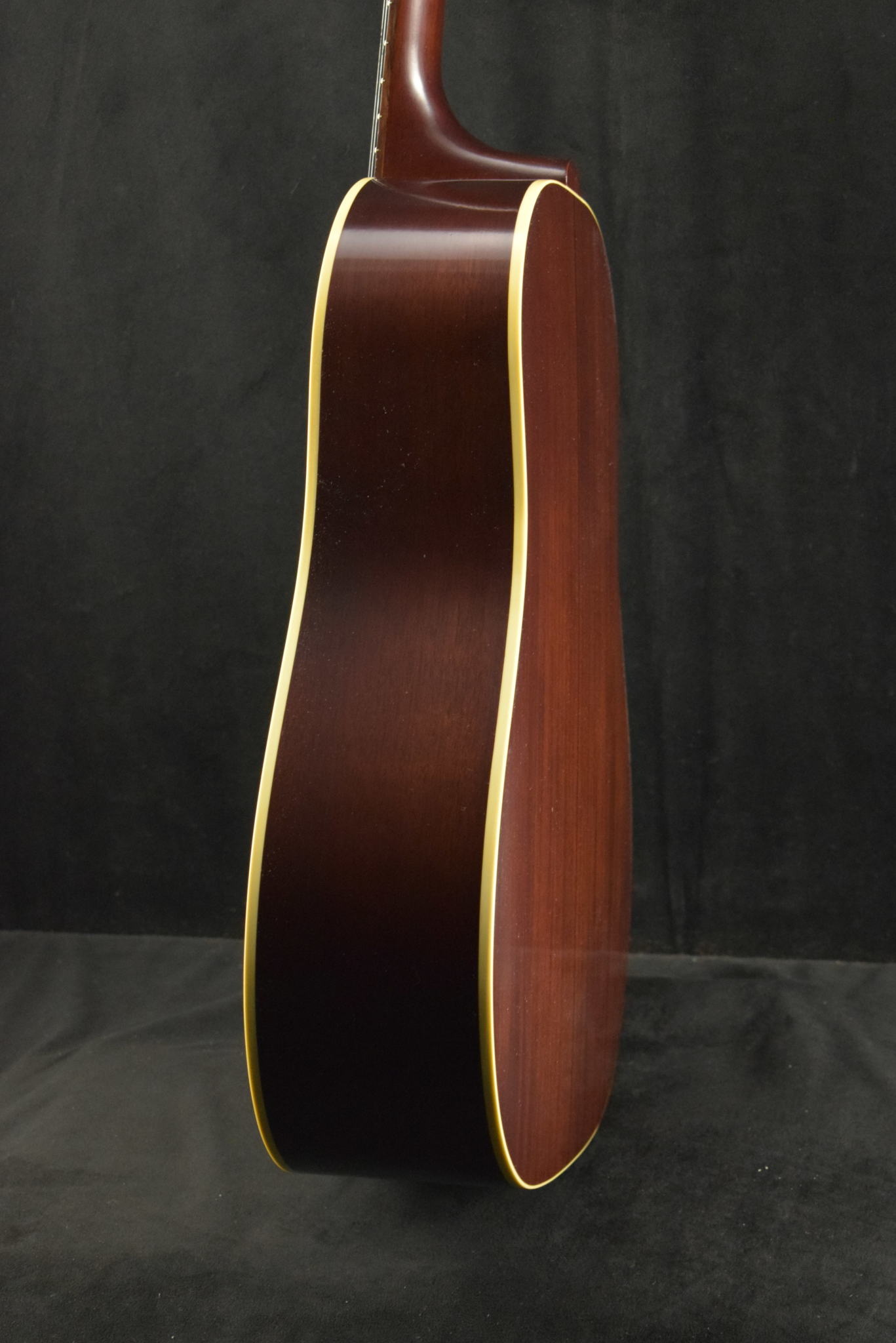 Gibson Gibson Custom Shop 1942 Banner J-45 Vintage Sunburst